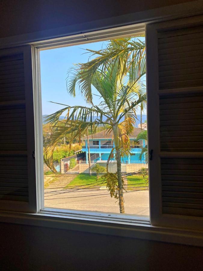 Lindo Grande Tenorio Pe Na Areia Com Ar Ubatuba